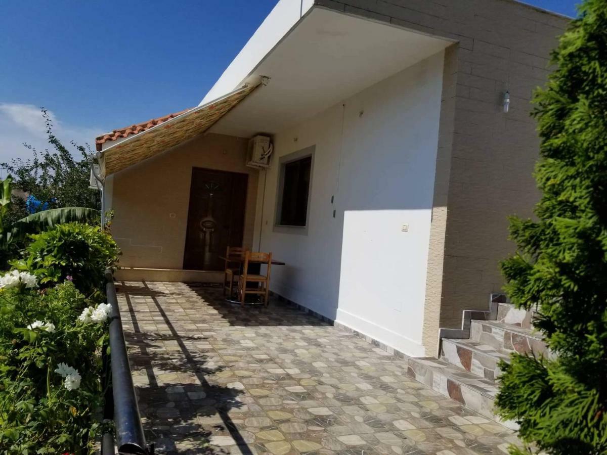 Guesthouse Aleks Ksamil Exteriör bild